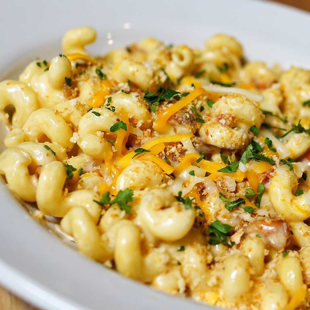 Mondays are for Mac 'N' Cheese! Stop in to try our cavatappi noodles tossed  in our fresh house made 4 cheese cream sauce.  #TheRebootSocial
